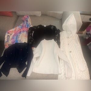 Lot of 5 sweatshirts, cardigans and hoodies for girls size 6